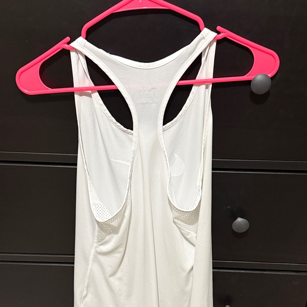 🌸Nike White Racerback Tank - Picture 5 of 5